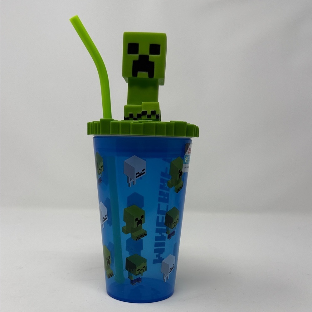 Minecraft Blue Creeper Tumbler with Straw New 15 oz - Picture 1 of 5
